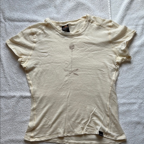 Patagonia Cream Graphic Tee. Merino wool - Picture 1 of 5